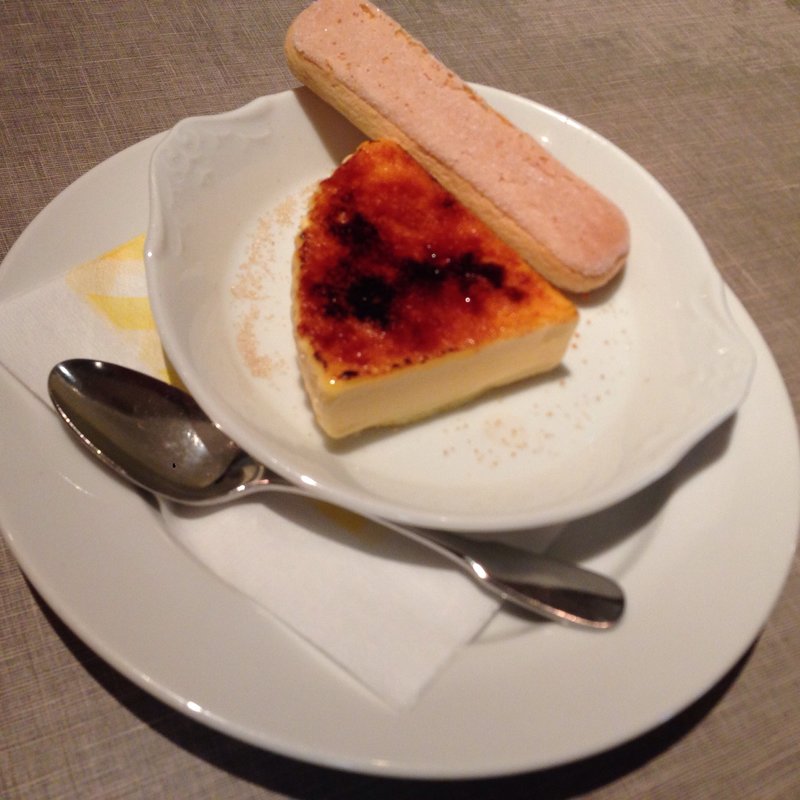 プリンのセミフレッド きび砂糖のキャラメリゼ(カフェ バイ ザ シー （CAFE By the Sea）)