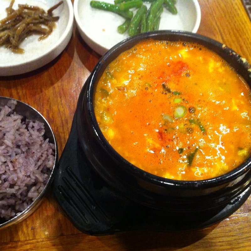 スンドゥブチゲ(Kun Jip)