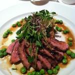 Grilled lamb with peas