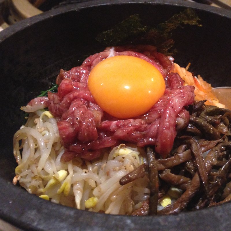 石焼ユッケビビンバ(焼肉 三水苑 東口店 （サンスイエン）)