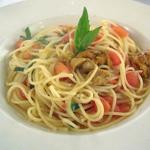 spaghetti with fresh sea urchin, fresh tomatoes, jalapenos and basil in garlic oil(Basta Pasta)