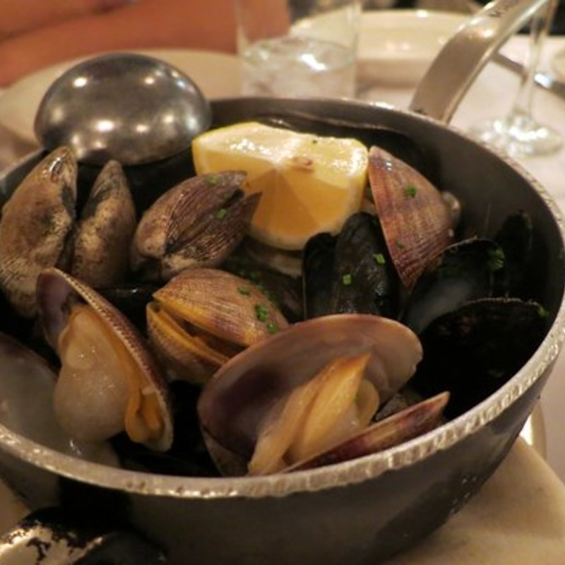 Zuppa Di Cozze E Vongole (Basta Pasta)