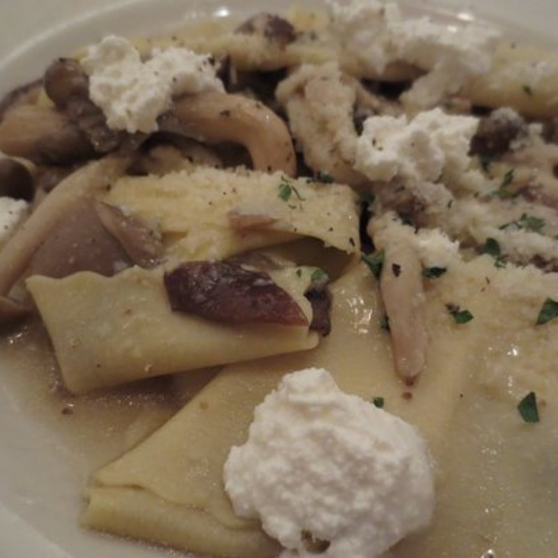 Crespelle Con Fungi E Ricotta(Basta Pasta)