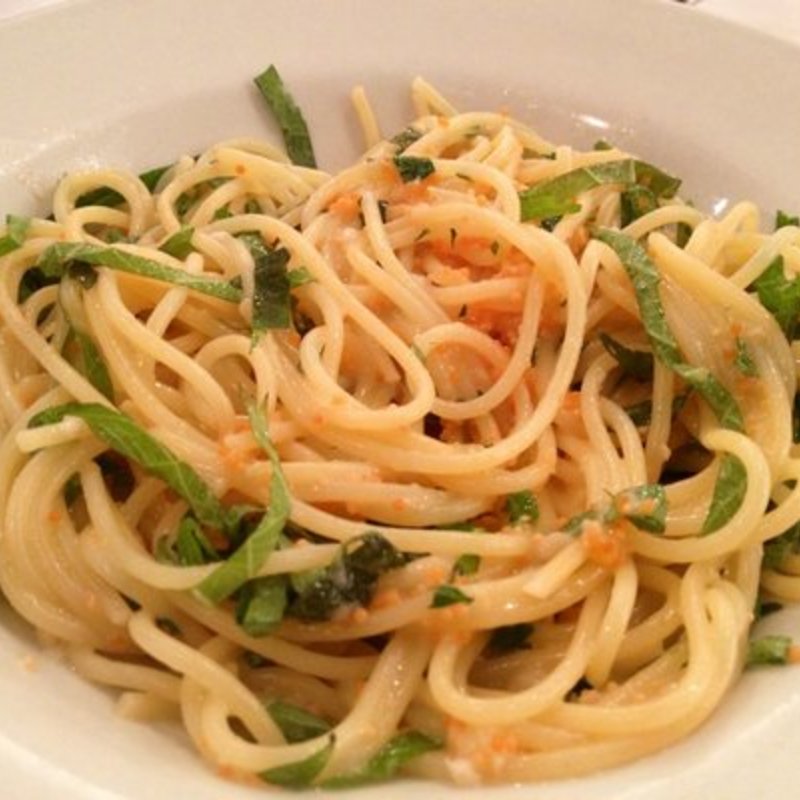 Spaghetti Con Uova Di Pesce (tobiko & shiso)(Basta Pasta)
