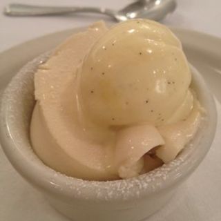 White chocolate mousse with homemade vanilla ice cream(Basta Pasta)