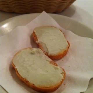Complimentary cheese spread on toast(Basta Pasta)