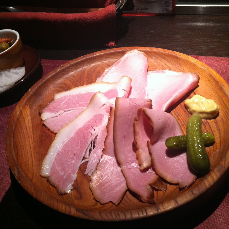 黒美豚のハム(BARU恵比寿)