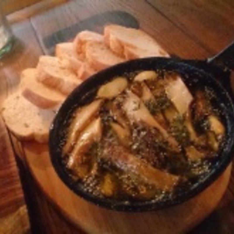 マッシュルーム　オリーブオイル(GOOFY Cafe & DIne)