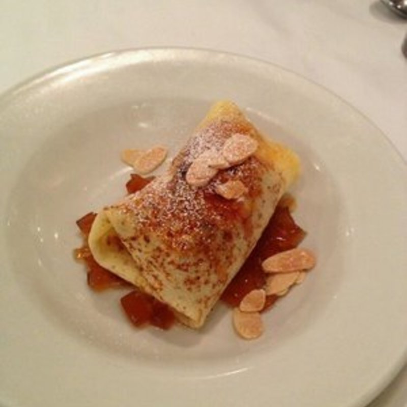 Crepe with almond jelly(Basta Pasta)