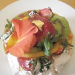 花とメレンゲのパッションフルーツケーキ(Extraordinary Desserts)