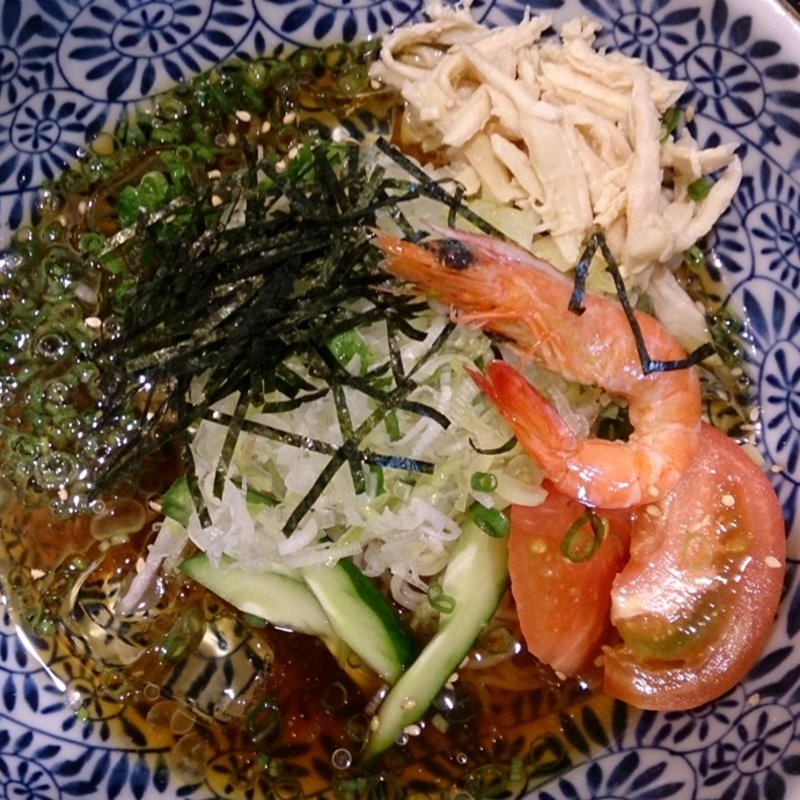 蒸し鶏ぶっかけ冷やしラーメン(ラーメン魁力屋 藤枝PA下り線店 )