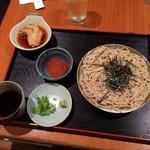 Cold soba with seaweed with a side of salmon roe and enoki mushroom