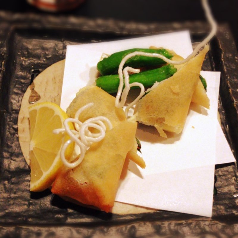 海老とチーズの春巻揚げ(光寿司)