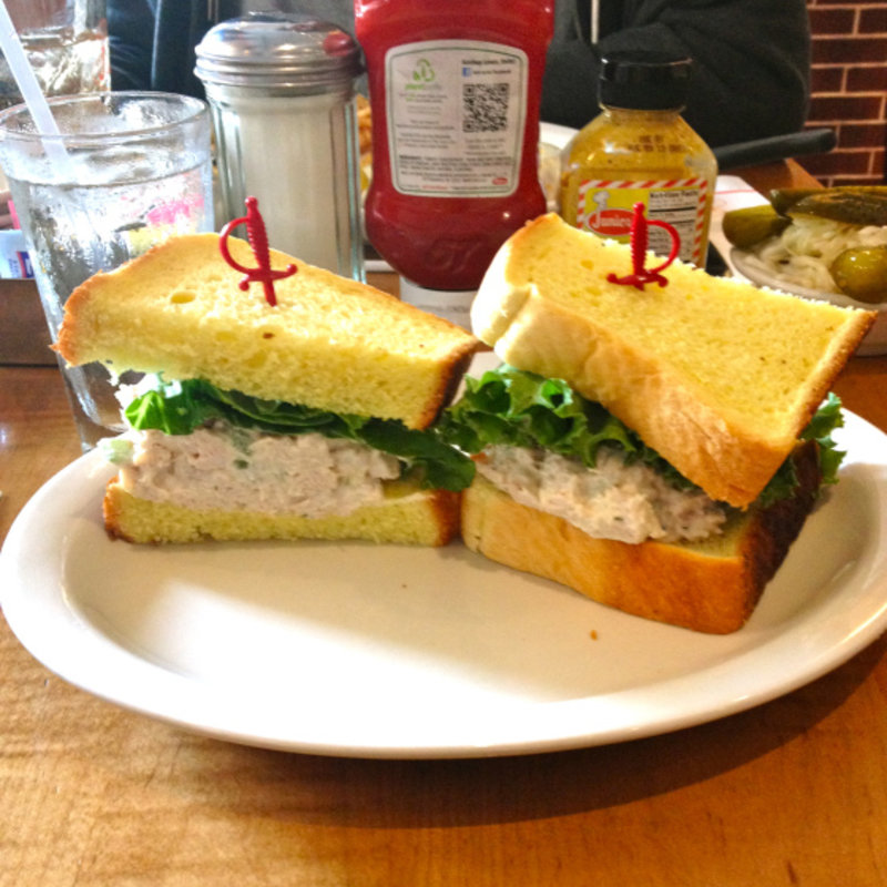 チキンサラダサンドウィッチ(JUNIORS)