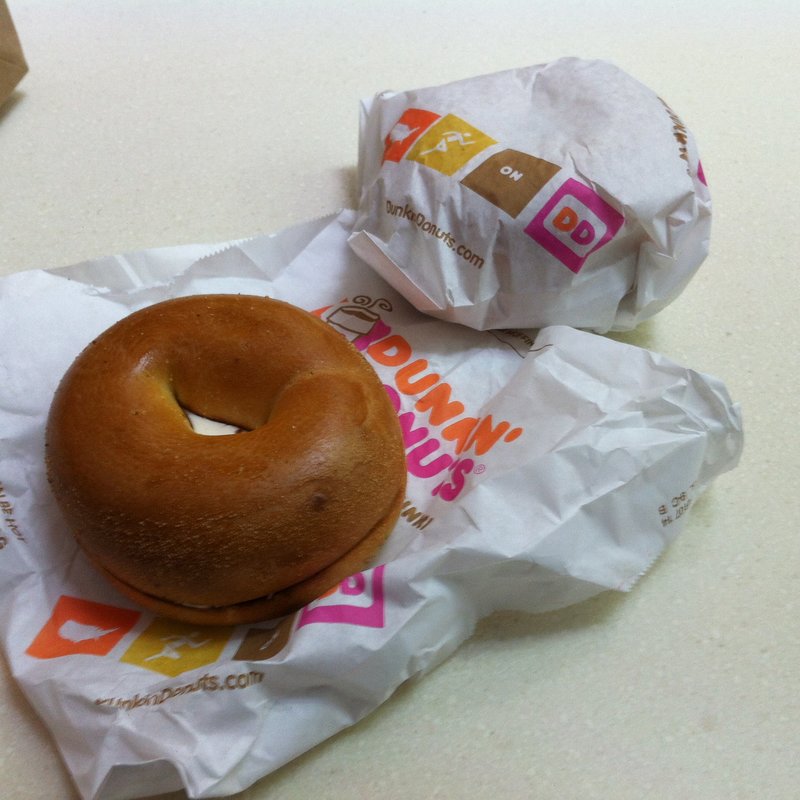クリームチーズベーグル(DUNKIN'S DONUT)