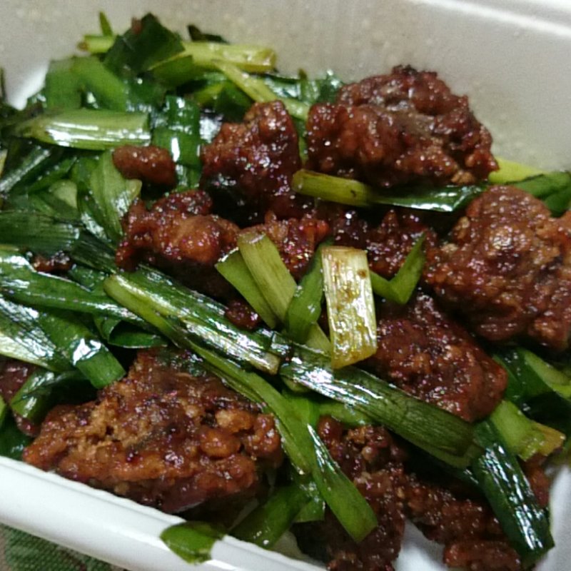 ニラレバ炒め(三国中国料理店 )