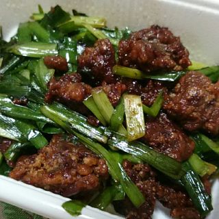 ニラレバ炒め(三国中国料理店 )