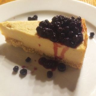 Lemon Cheesecake with blueberry compote (M.O.B Brooklyn)