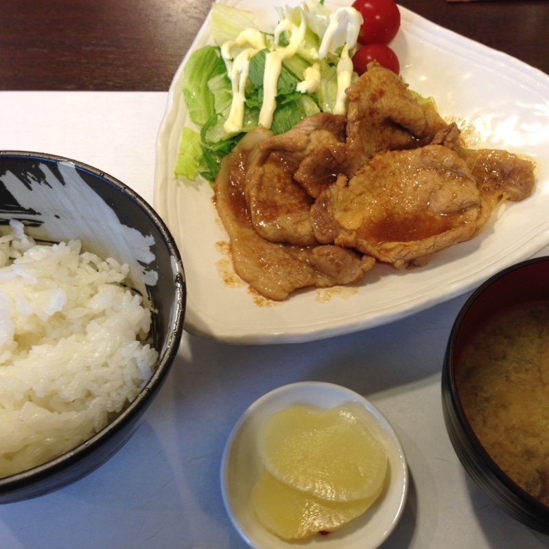 生姜焼き定食(大雄ラーメン 入江町店)