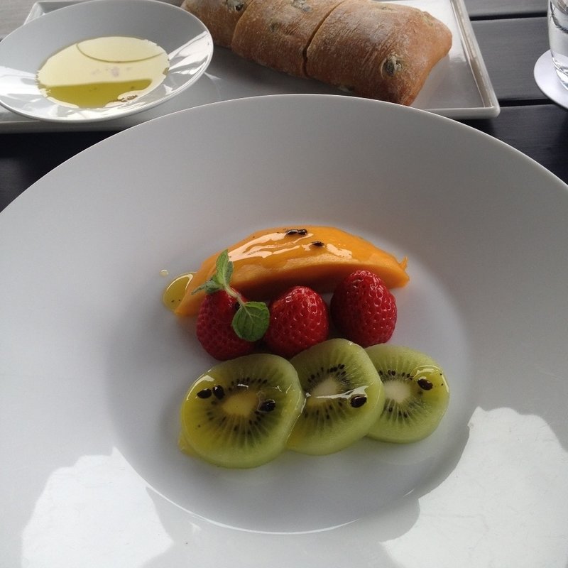 フルーツのカクテル(TWO ROOMS Grill ｜Bar （TWO ROOMS グリル | バー）)