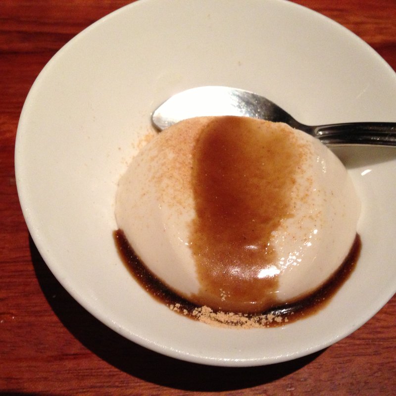 ごまぷりん(もつ鍋　八兵衛)