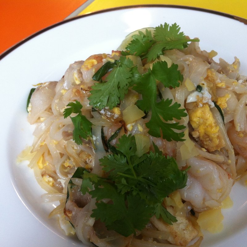 パッタイ(SAKURAカフェ)