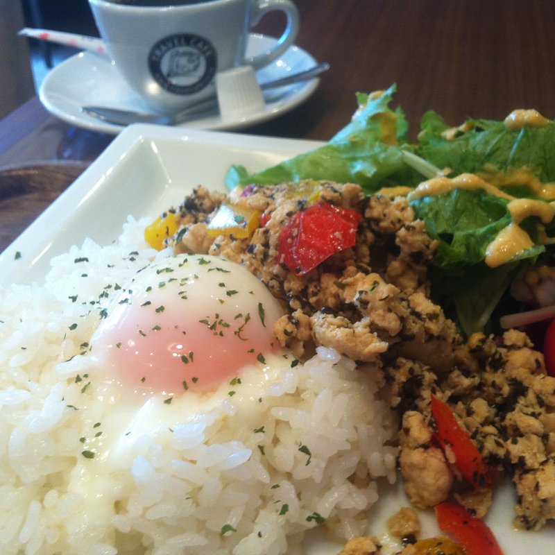 ランチ　ガパオ(トラベルカフェ)