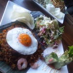 ガパオランチ