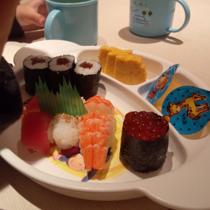 お子様ずし(旭鮨総本店 新宿ミロード8F店 （【旧店名】すし りんず）)
