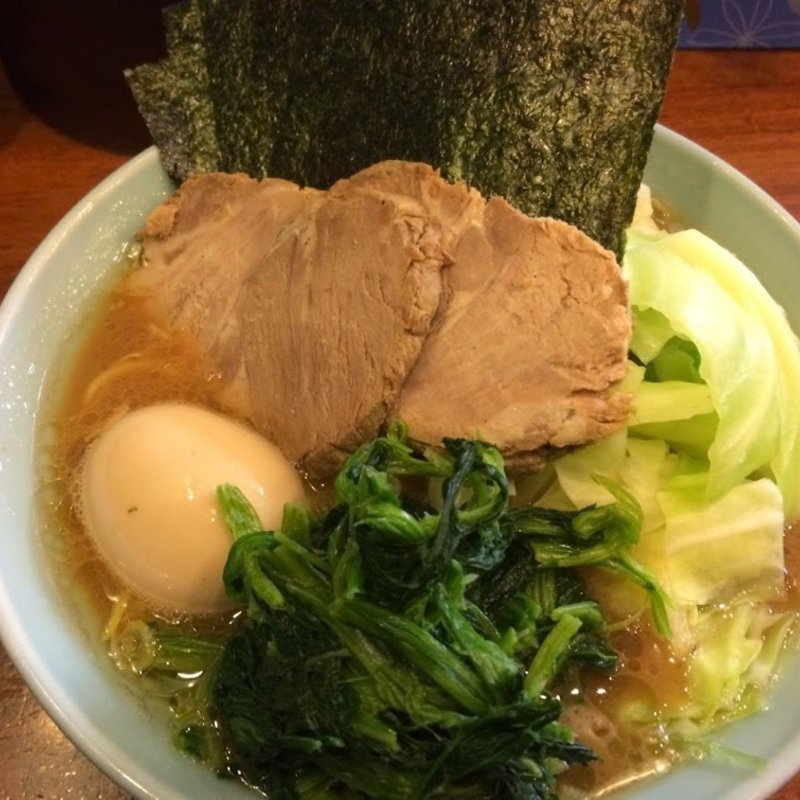 全部のせラーメン(横浜家系ラーメン 家家家)