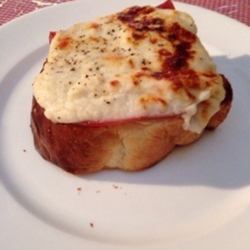 クロックムッシュ(アッチャカーナ)