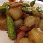 Asparagus and potatp and bacon stir-fry