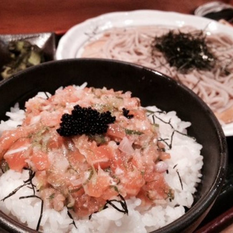 Salmon Tartar Don lunch special(SAKAGURA)