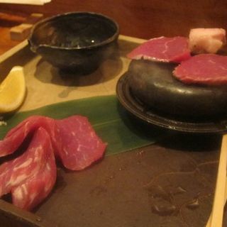 steak on hot stones(SAKAGURA)