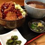lunch special, Kaki Fry Don-fried oysters & tar-tar sauce with cabbage over rice(SAKAGURA)