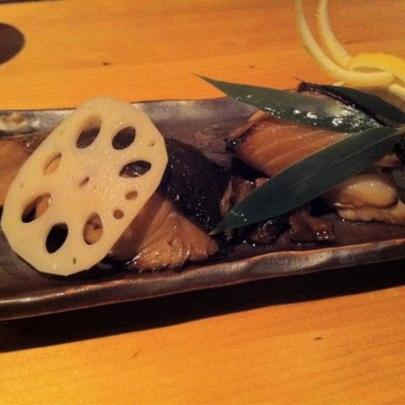 GINDARA YUAN YAKI Grilled Fillets of Cod Fish Steeped in Sweet Soy Sauce with lotus root(SAKAGURA)