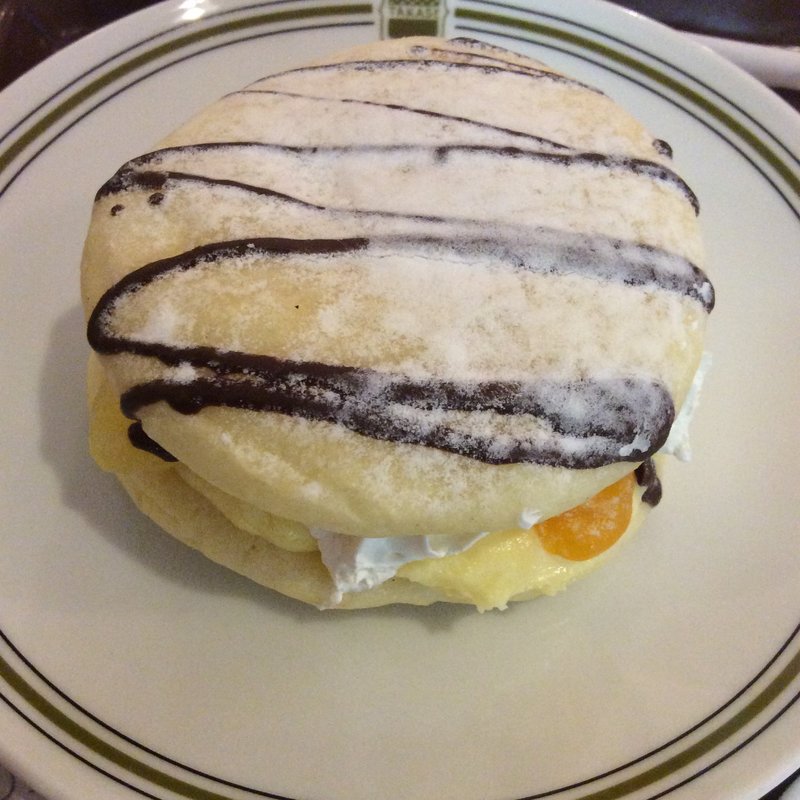 フルーツクリームサンド(コーヒーサロン･タカセ 池袋別館)