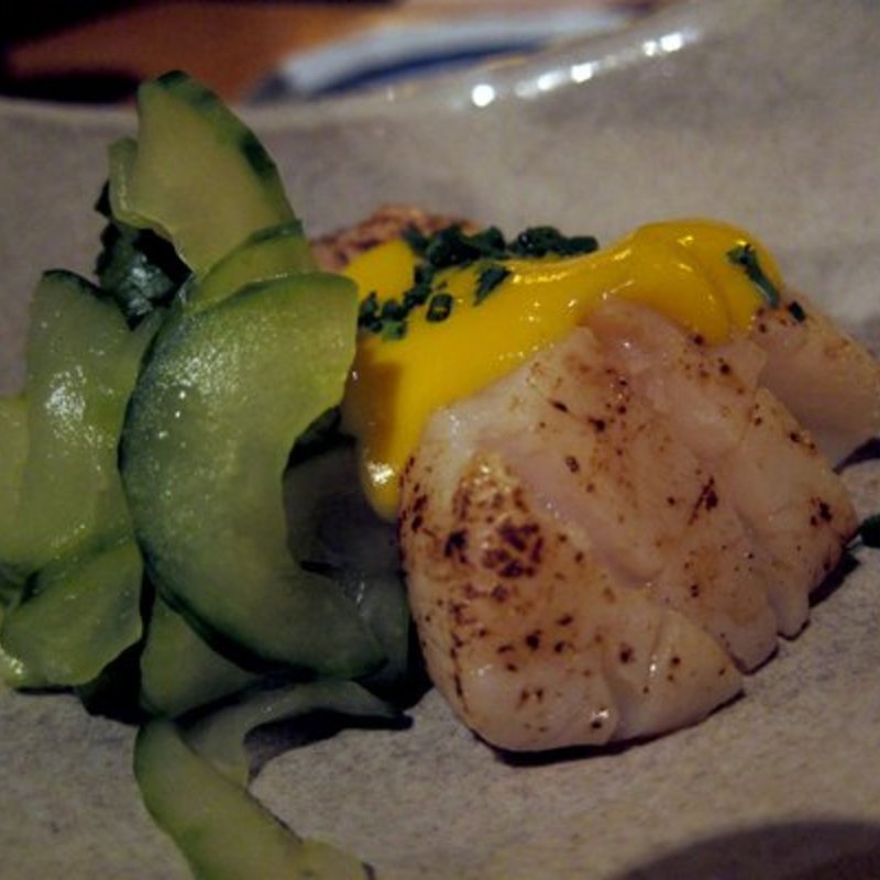 seared scallops with mango sauce(SAKAGURA)