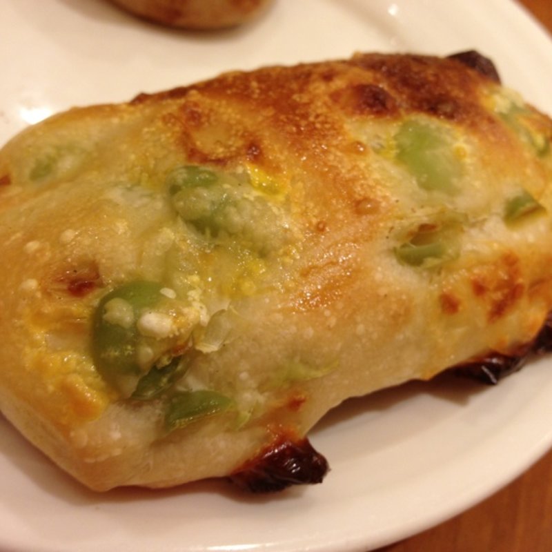 枝豆チーズ(Orange Fields Bread Factory)