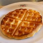 WAFFLES com manteiga(Fran's Cafe)