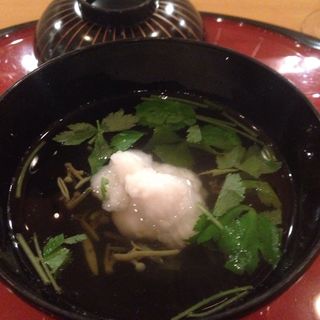 鱧とじゅん菜の吸物(Sugiyama)