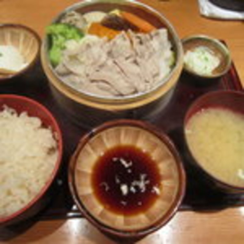 ランチ　豚バラと彩り野菜のせいろ蒸し(ゑーもん 神田店 )