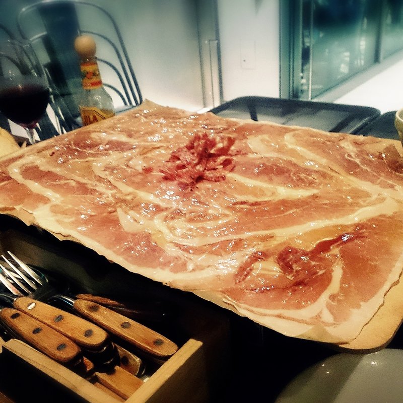 生ハムの板盛り(ディプント 中目黒店 （DiPUNTO）)