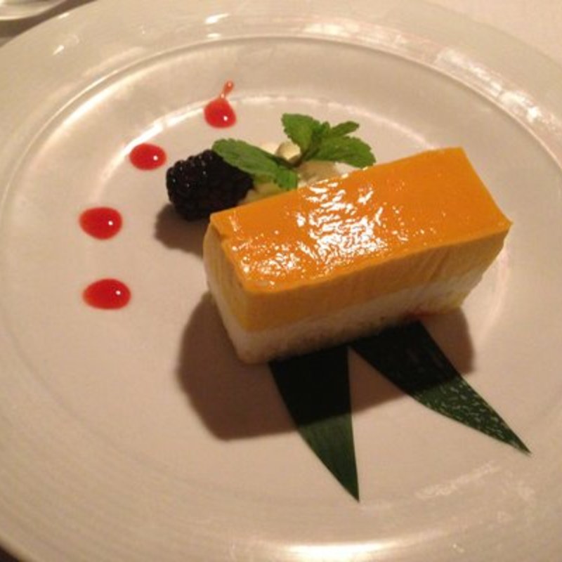 Mango Mousse Cake(Megu)