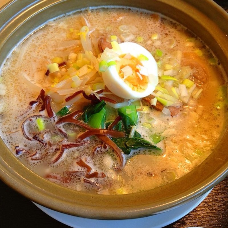 とんこつラーメン定食(555飯店)