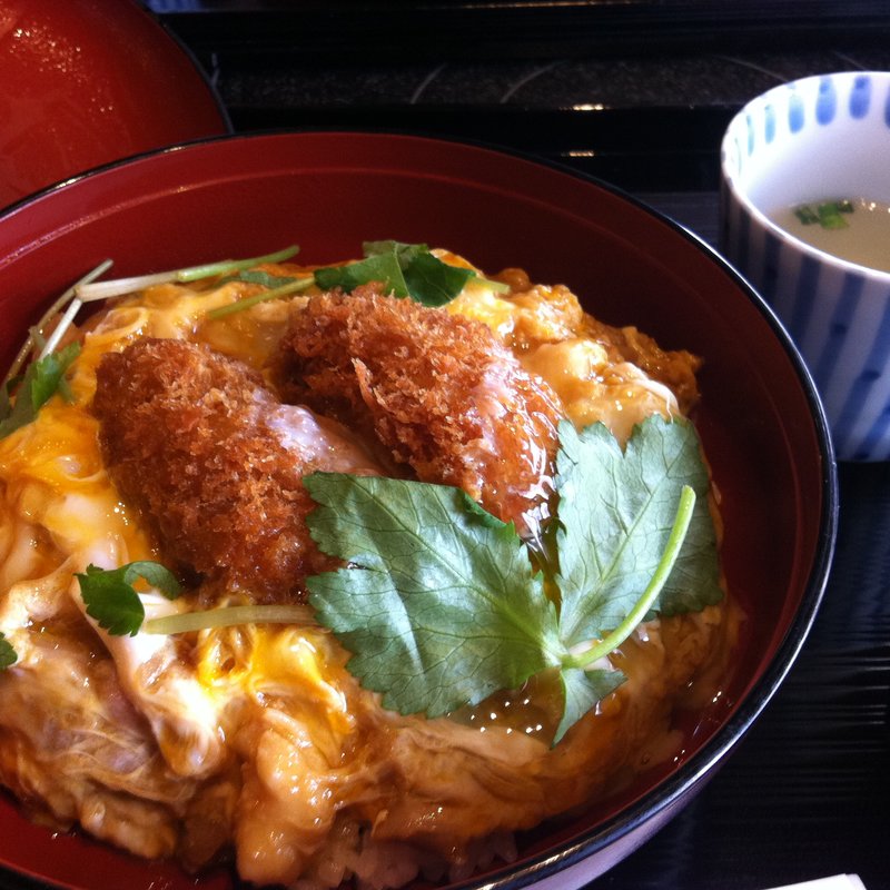 かきフライ丼(地鶏や ウィング高輪店)