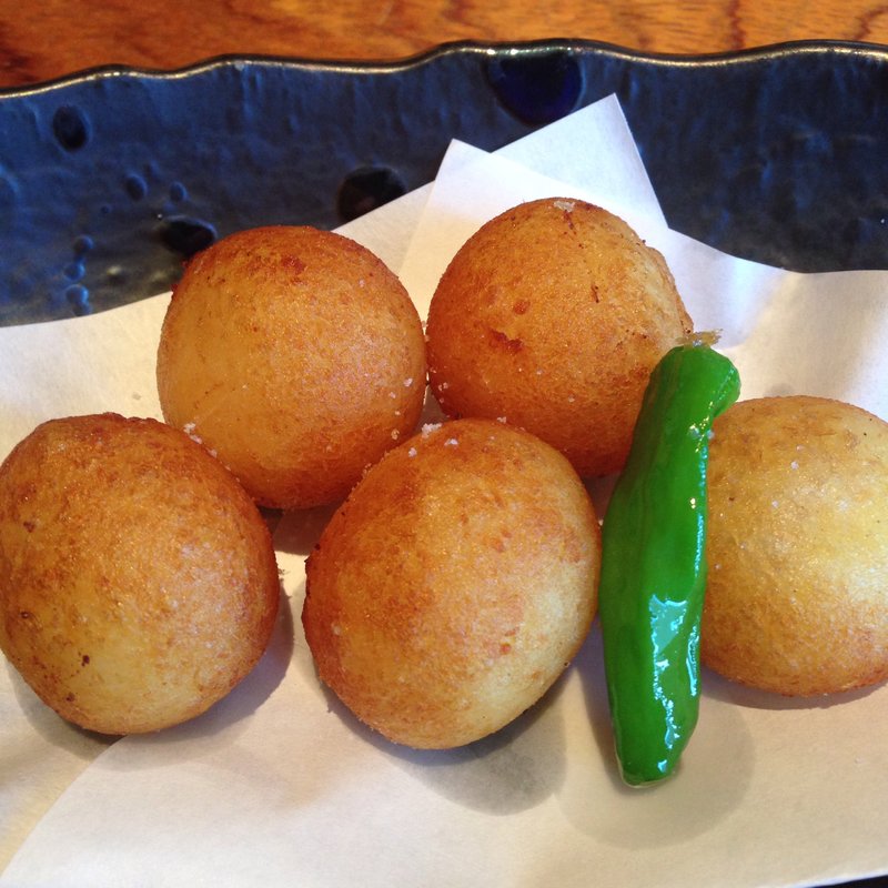 じゃが芋ととろ〜りモッツァレラチーズ射込み揚げ(板前ごはん 音音 ラゾーナ川崎店 （オトオト）)