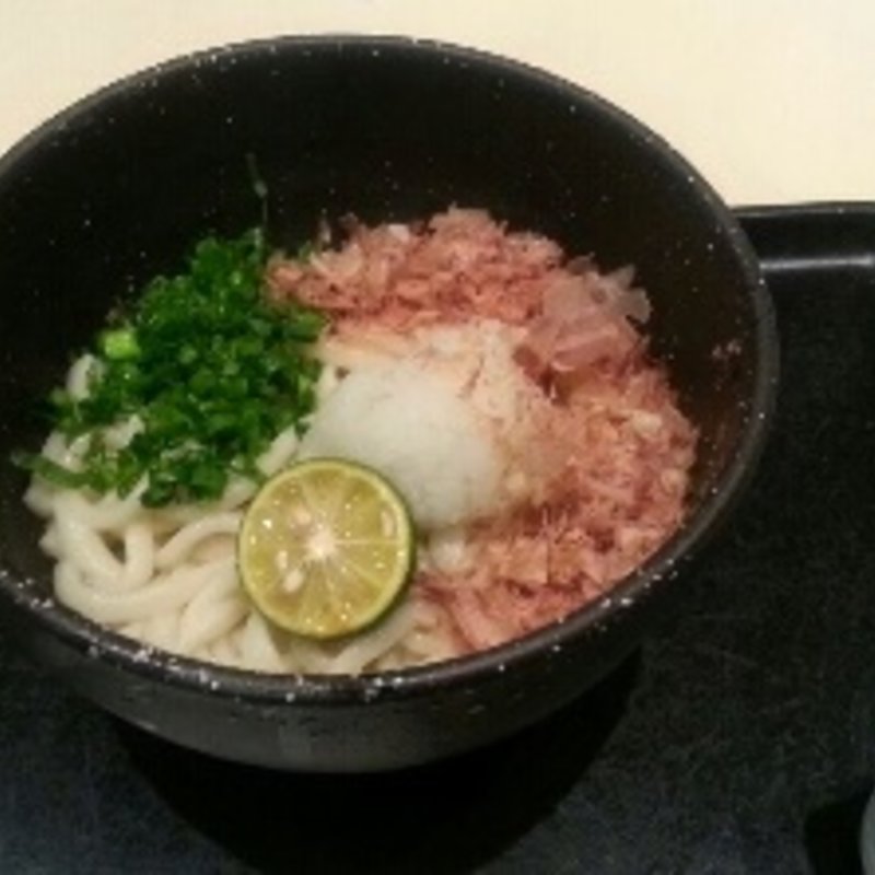おろしぶっかけうどん(小豆島「大儀」銀座店)