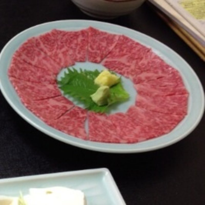 和牛刺身風ローストビーフ(くまげら)