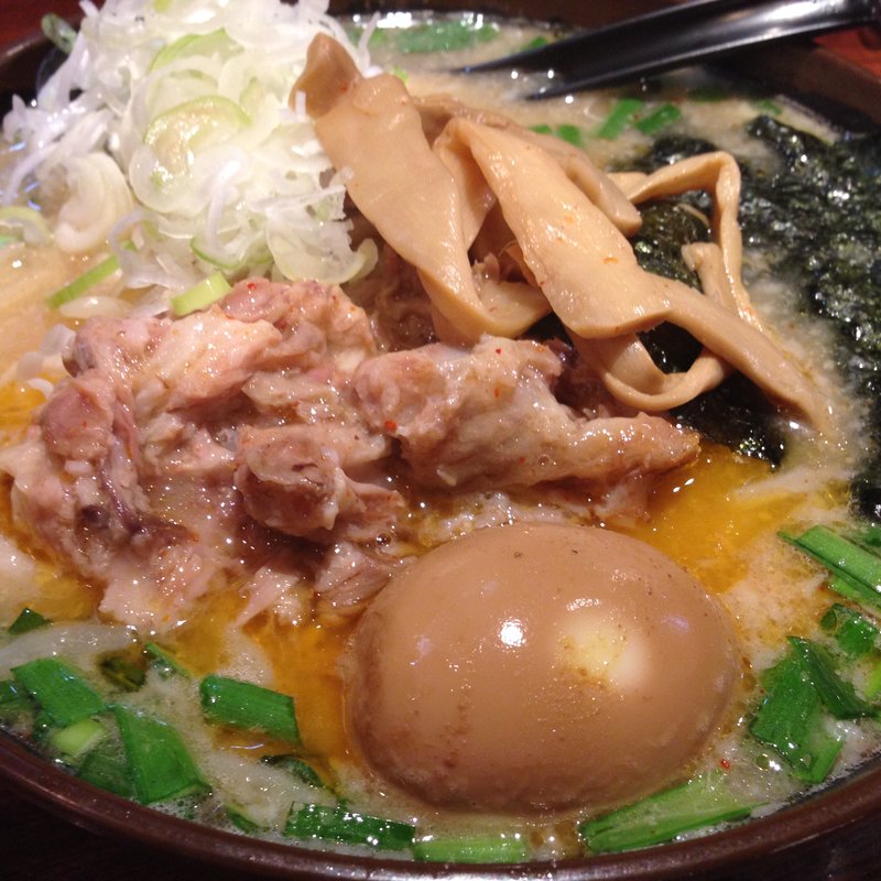 みそホルモン麺(つるおか家 仙台店 )